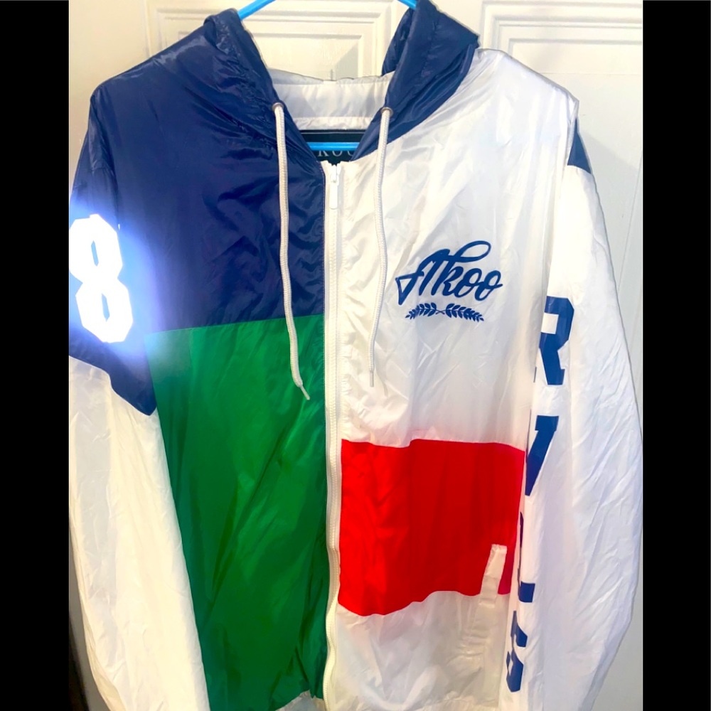 Akoo Zip up jacket